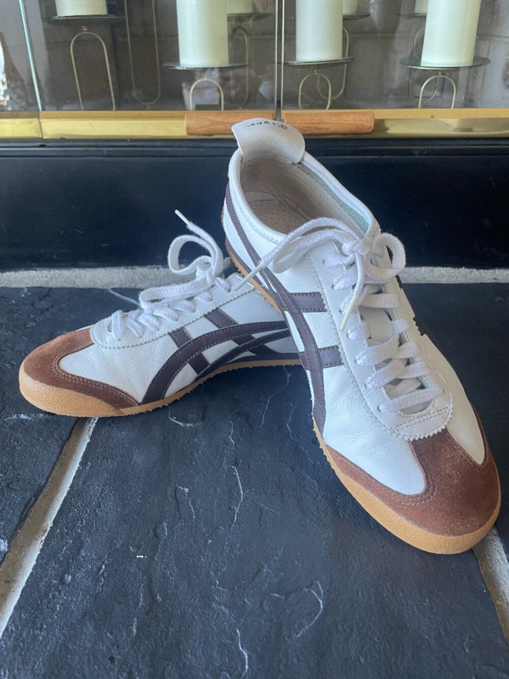 Onitsuka Tiger White & Brown Sneakers – Size 8